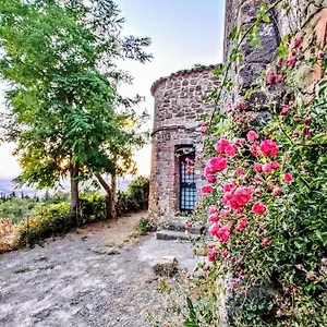 Historic 14th Century Palazzo Appartamento
