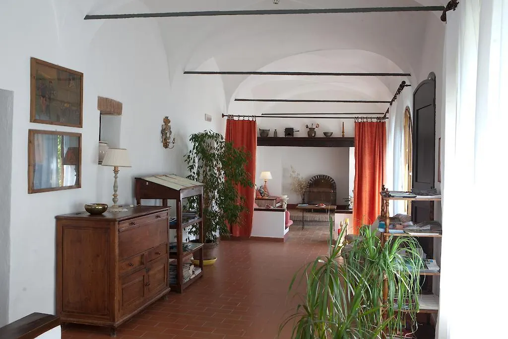 فندق Antico Convento Santa Chiara